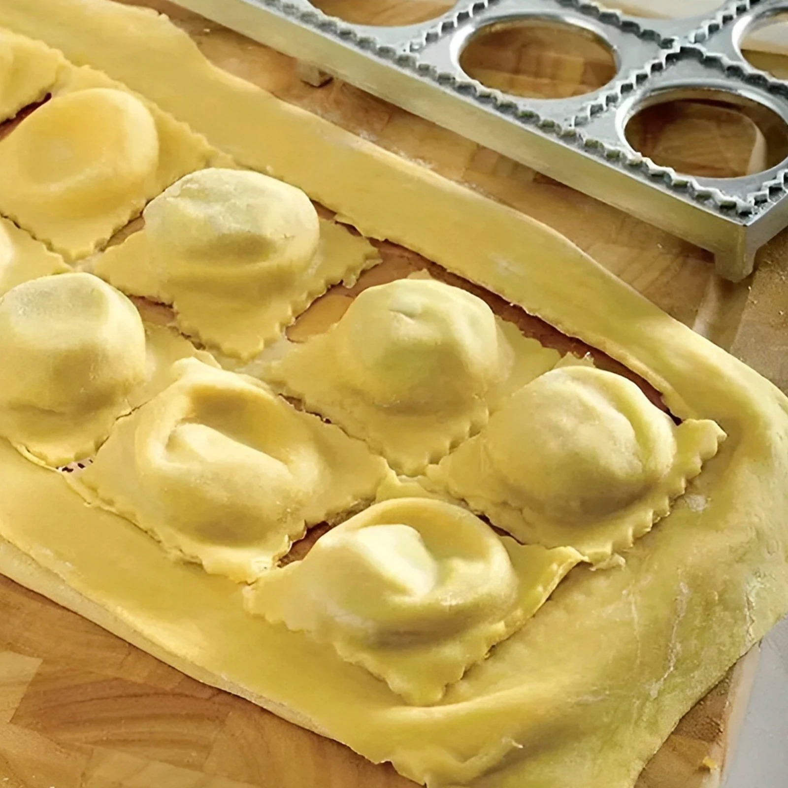 Dumpling Mold 12 Holes Ravioli - Kitchen Gadgets For Arthritic Hands recension och pris