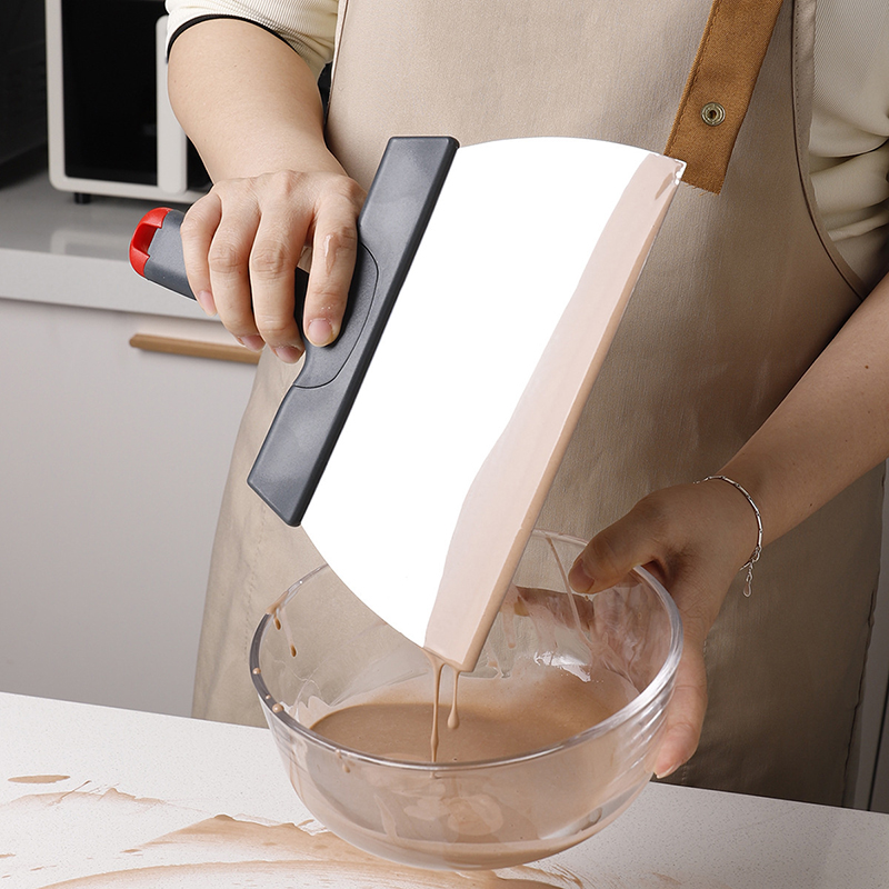 Stainless Steel Dough Scraper  - Kitchen Gadgets Everyone Needs recension och pris